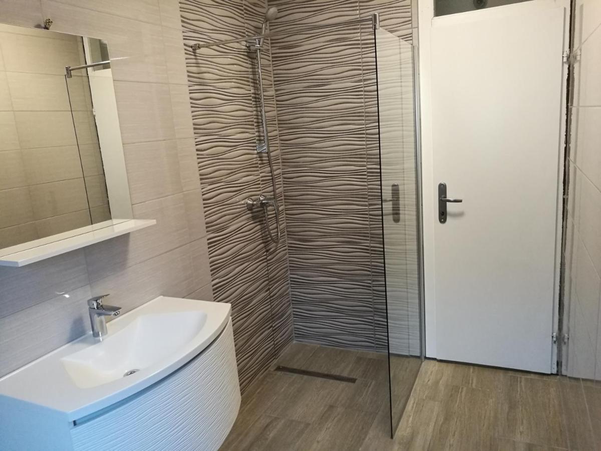Apartman 2 Punta Pakoštane Exteriör bild